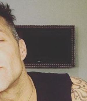 Ricky Martin, preocupado por su hermano en Puerto Rico