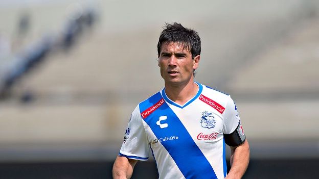 35240116JDI_UNAM_PUE_ALUSTIZA - Action photo during the match Pumas UNAM vs Puebla, Corresponding 3st Round of the Clausura 2016 tournament League BBVA Bancomer MX at Olympic Universitary stadium.Foto de accion durante el partido Pumas UNAM vs Puebla, correspondiente Jornada 3 del torneo Clausura 2016 de la Liga BBVA Bancomer MX, en el estadio Olimpico Universitario, en la foto: Matias Alustiza de Puebla24/01/2016/MEXSPORT/Javier Ramirez.